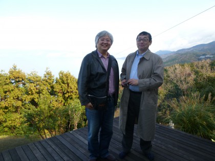 デカデカコンビの米田(左)さんと吉岡(右)さん