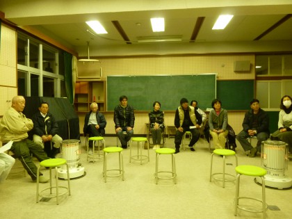 旧須崎小学校で開かれた小さな講演会