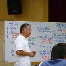 ファシリテーターの前田眞さん