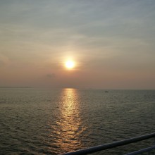 佐賀関港の沖合いから見た夕焼け