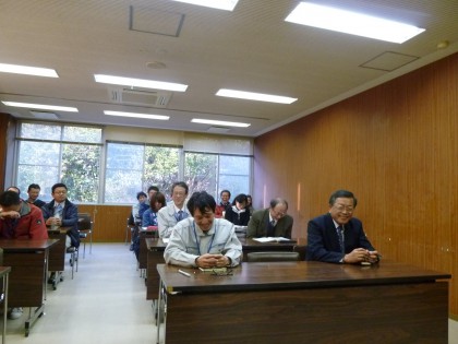 佐那河内村での職員研修風景